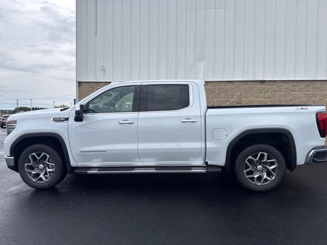 2026 GMC Sierra 1500 SLT - Photo 10