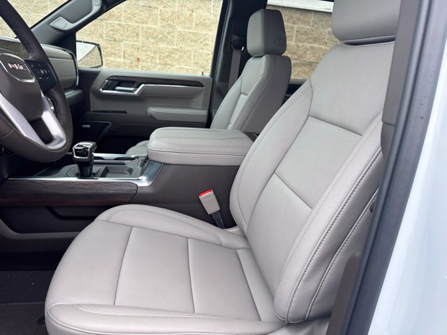 2026 GMC Sierra 1500 SLT - Photo 17