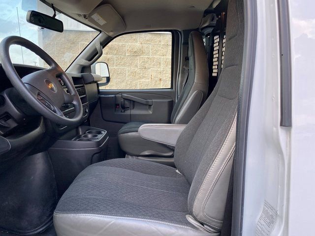2023 Chevrolet Express Cargo Work Van - Photo 14