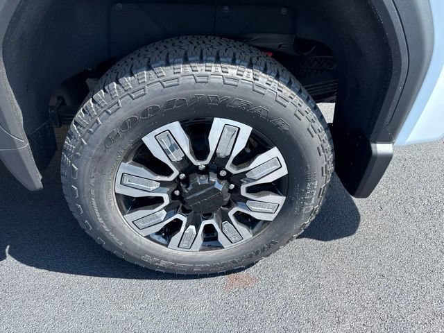 2026 GMC Sierra 2500HD Denali - Photo 9