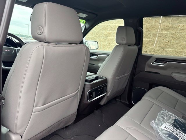 2026 GMC Sierra 1500 SLT - Photo 13