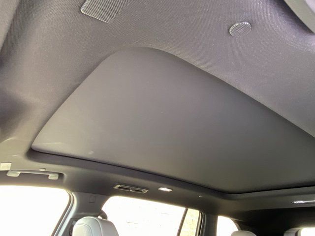 2025 GMC Acadia Elevation - Photo 19