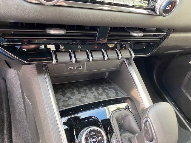 2025 GMC Canyon Elevation - Photo 22