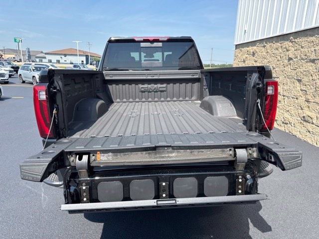 2026 GMC Sierra 2500HD SLT - Photo 11