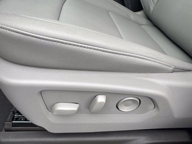2026 GMC Sierra 1500 SLT - Photo 18