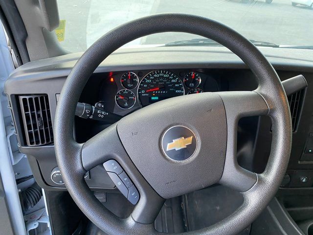 2023 Chevrolet Express Cargo Work Van - Photo 27