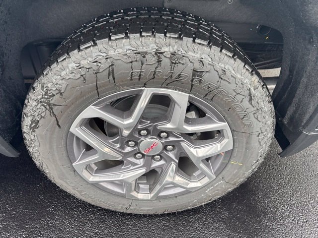 2026 GMC Sierra 1500 SLT - Photo 11