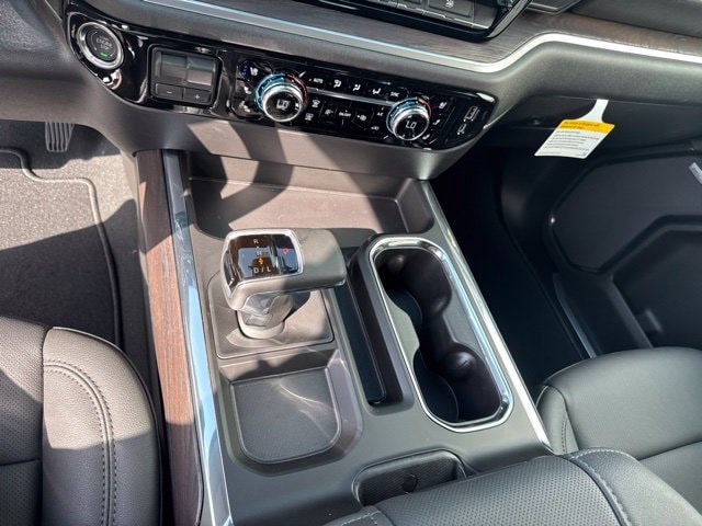 2026 GMC Sierra 1500 SLT - Photo 23
