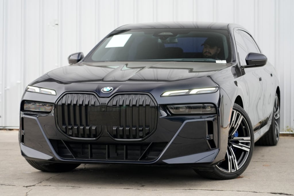 Used 2023 BMW 7 Series 740i w/ M Sport Professional & Parking Assist Pack Sedan