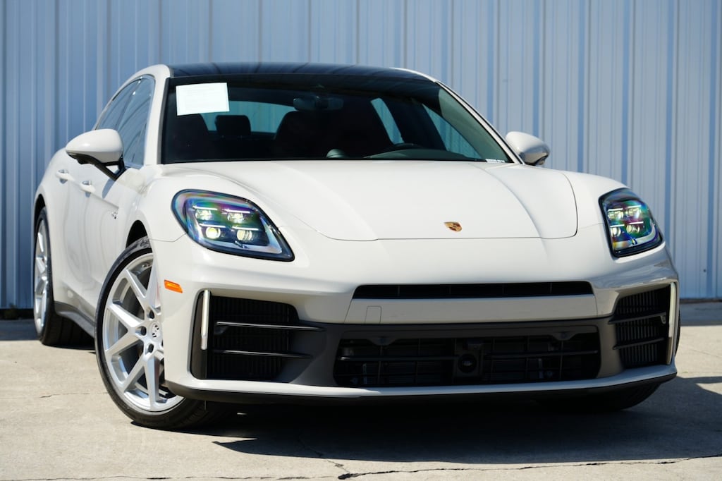 Used 2025 Porsche Panamera 4S E-Hybrid w/ Premium Package Hatchback