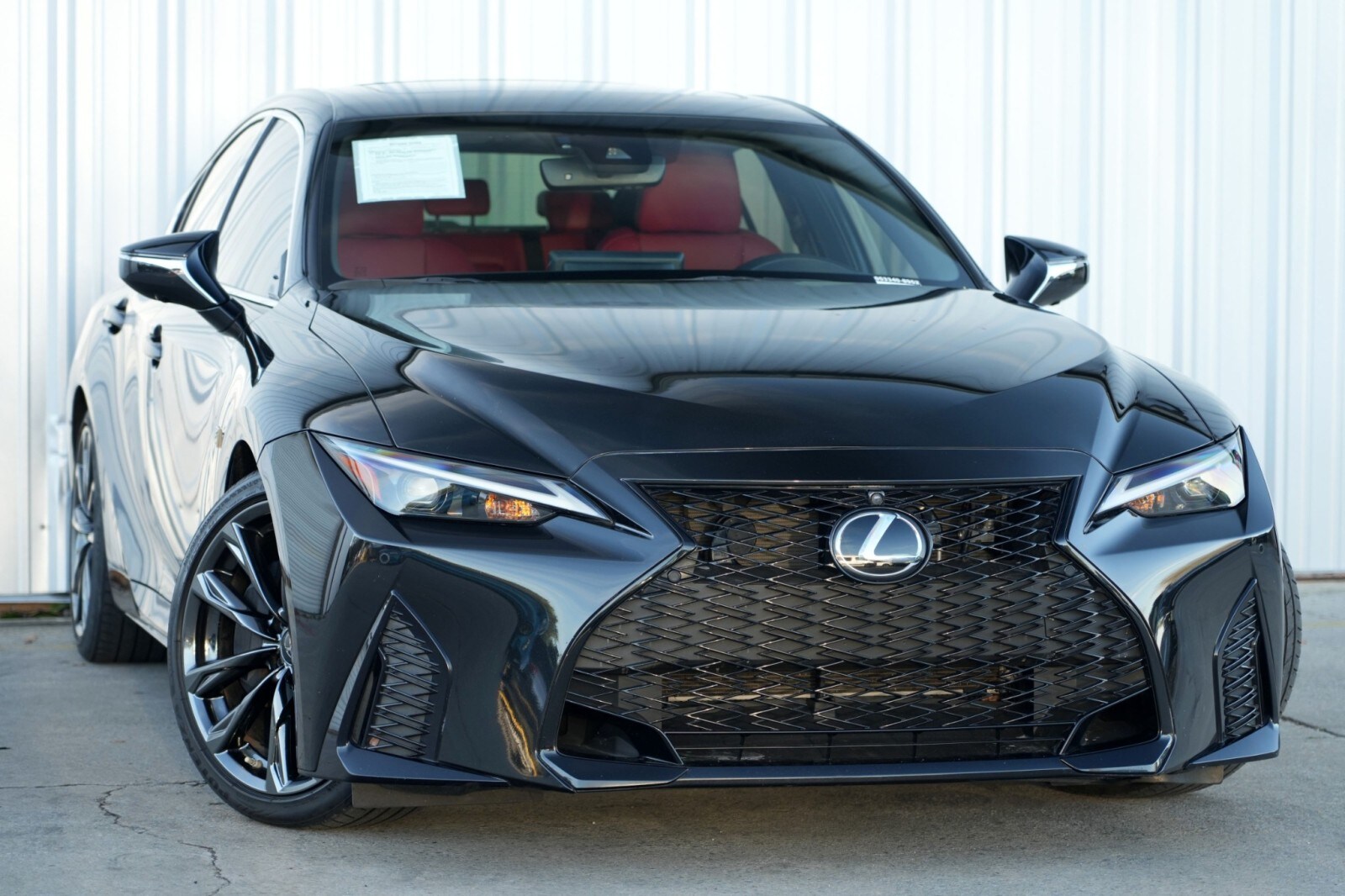 2022 Lexus IS 350 F SPORT photo 3