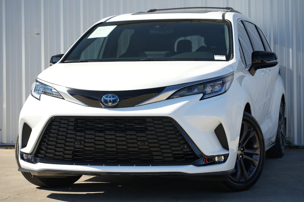 Used 2024 Toyota Sienna XSE w/ Premium Package Van Passenger Van