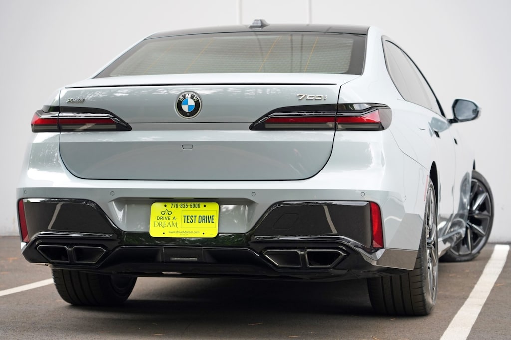 Used 2023 BMW 7 Series 760i xDrive w/ Luxury Rear Seating & Driving Assis Sedan