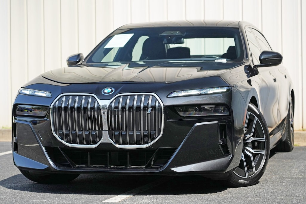 Used 2023 BMW i7 xDrive60 w/ Executive, M Sport & Driving Assist Pa Sedan
