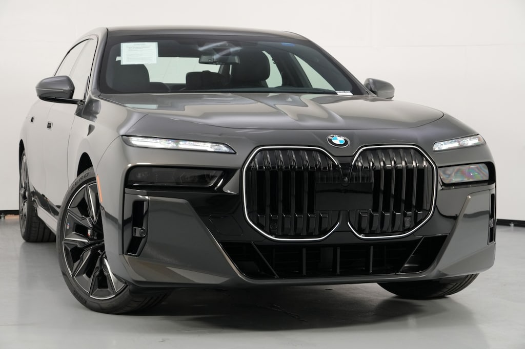 Used 2024 BMW 7 Series 760i xDrive w/ Premium & Executive Packages Sedan