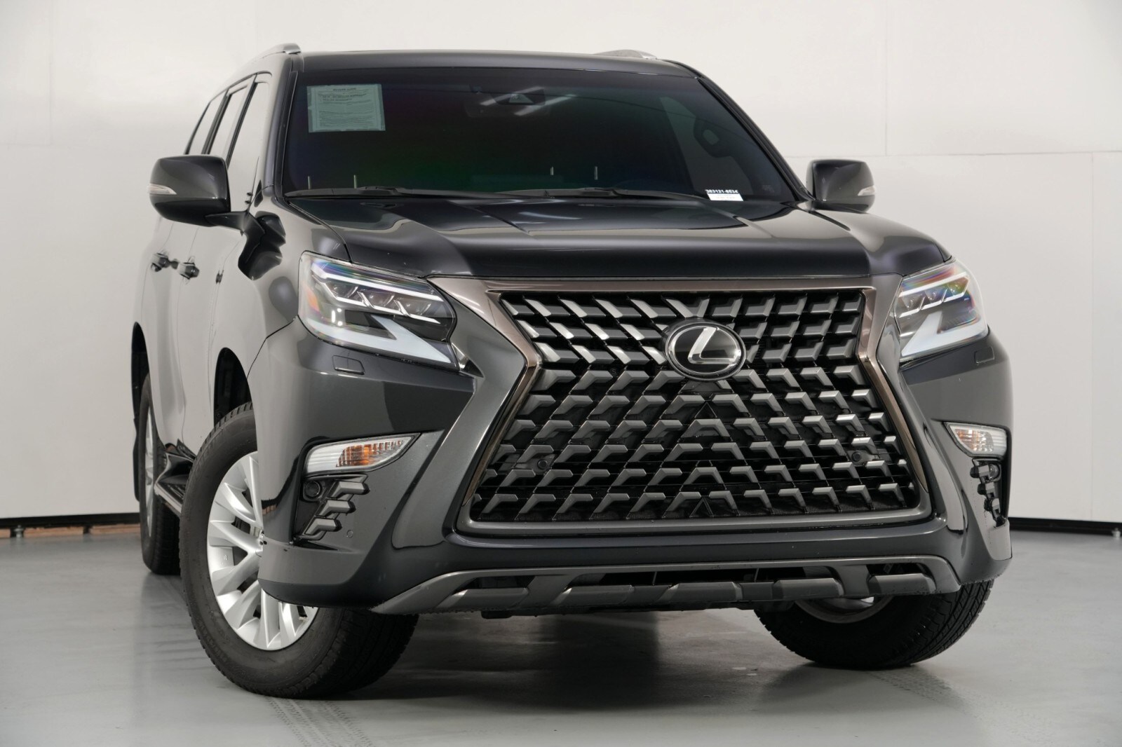 2023 Lexus GX 460 photo 3