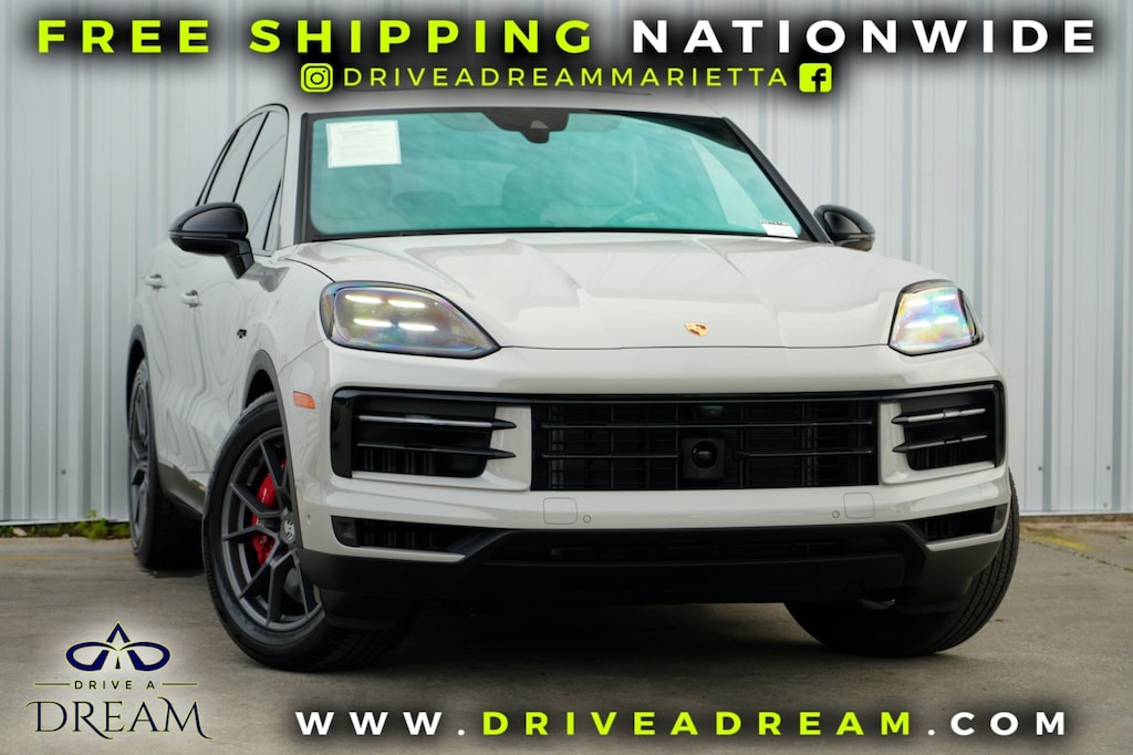 Used 2025 Porsche Cayenne S E-Hybrid w/ Premium Plus Package SUV