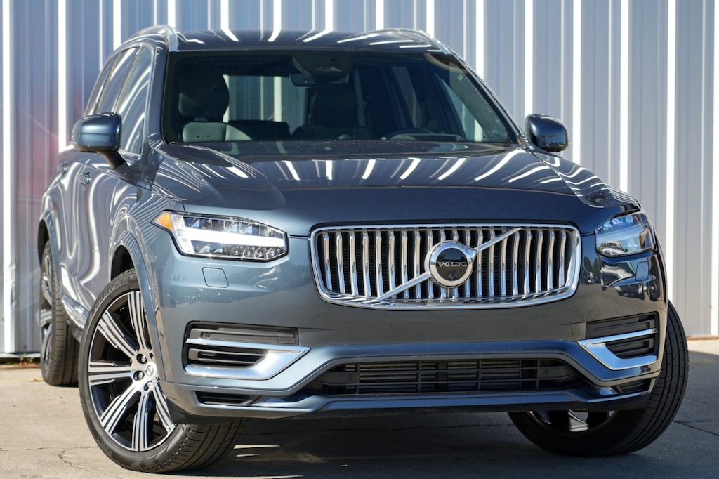 Used 2025 Volvo XC90 Plug-In Hybrid Ultra w/ Lounge Package SUV