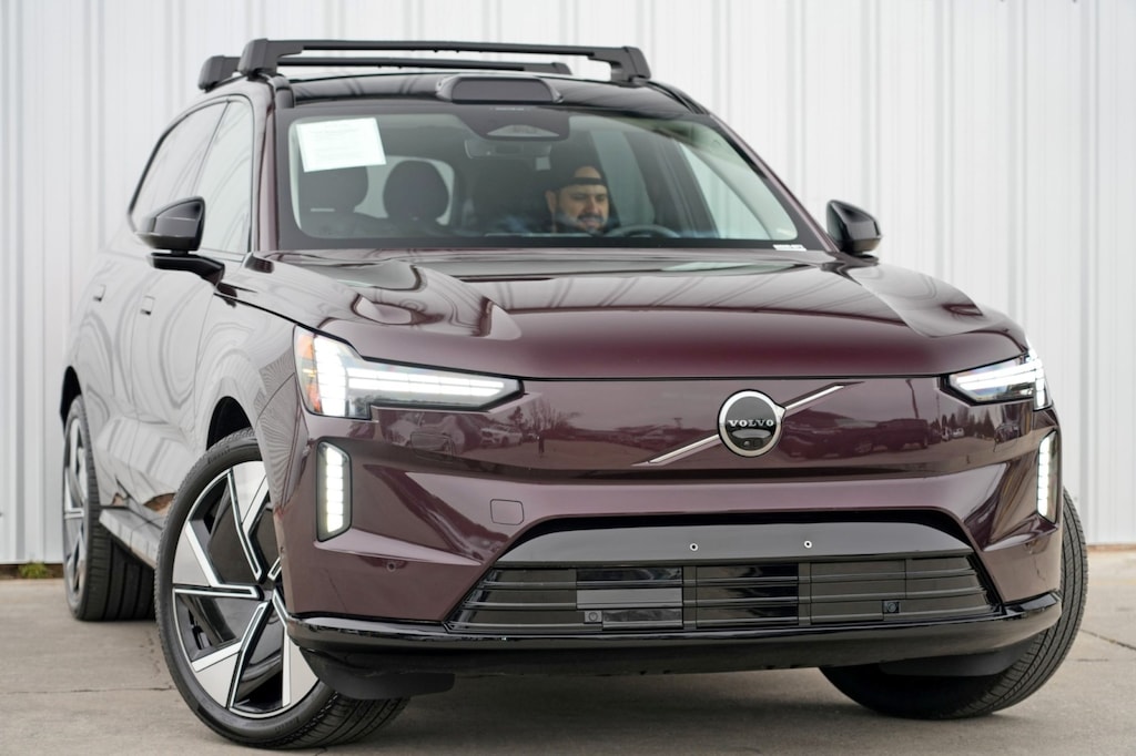 Used 2025 Volvo EX90 Ultra SUV