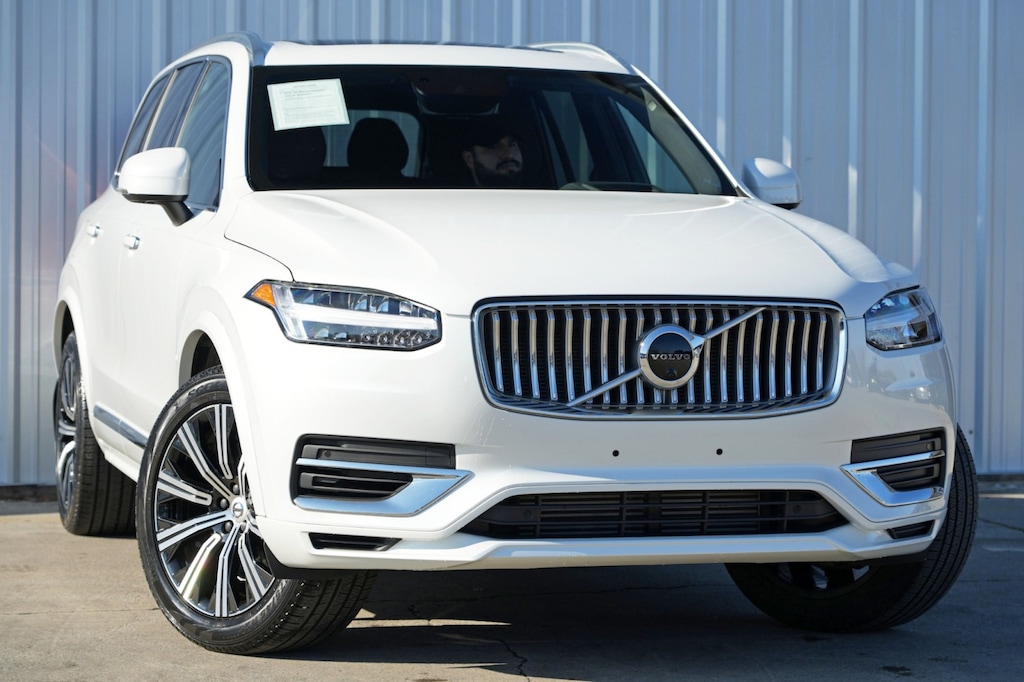 Used 2022 Volvo XC90 Recharge Plug-In Hybrid Inscription w/ Advance Package SUV