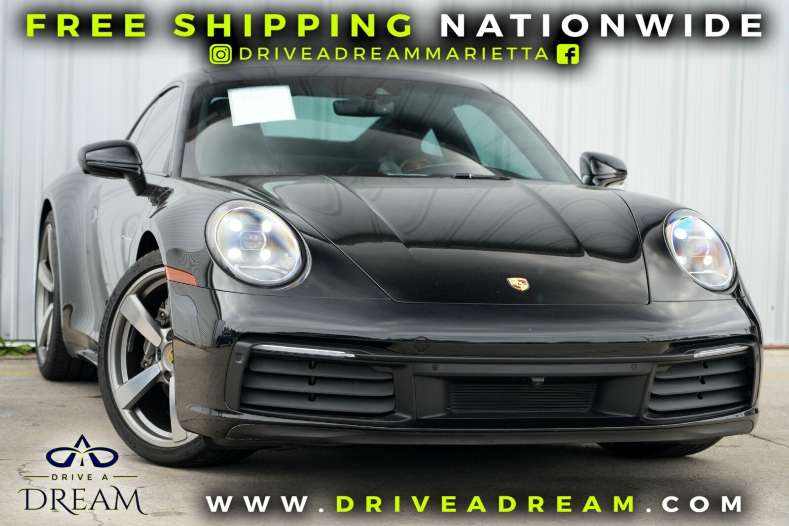 2022 Porsche 911 4 photo 2