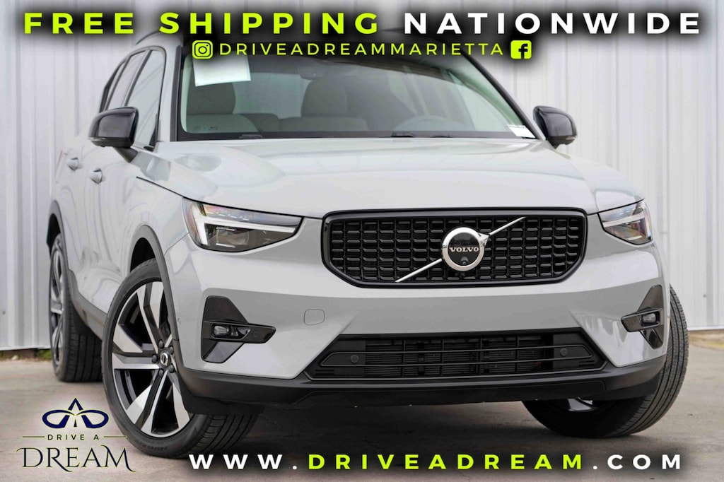 Used 2024 Volvo XC40 Ultimate Dark Theme SUV