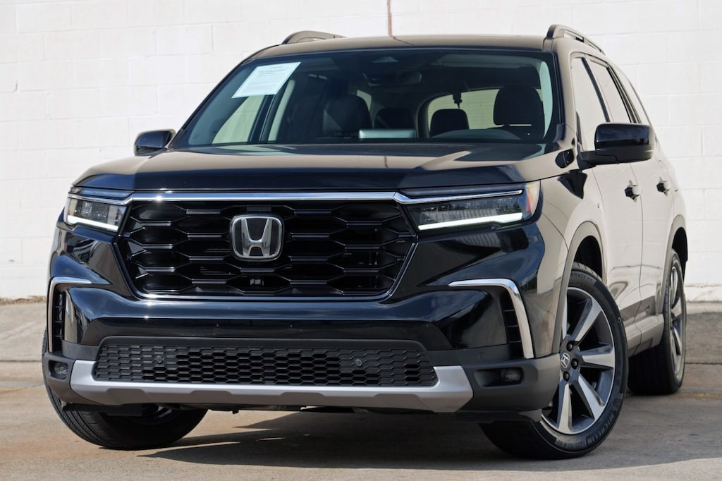 Used 2023 Honda Pilot Touring SUV