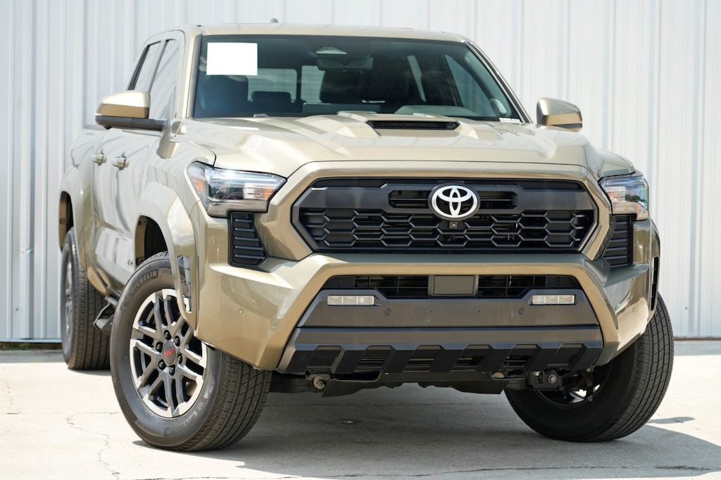 Used 2024 Toyota Tacoma 4WD TRD Sport w/ Premium Package Truck Double Cab