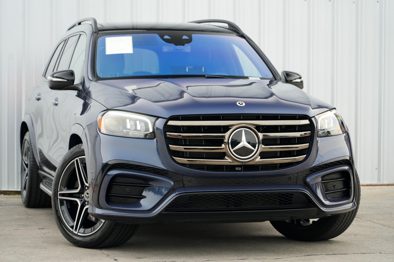 2024 Mercedes Benz GLS 450 AMG photo 4