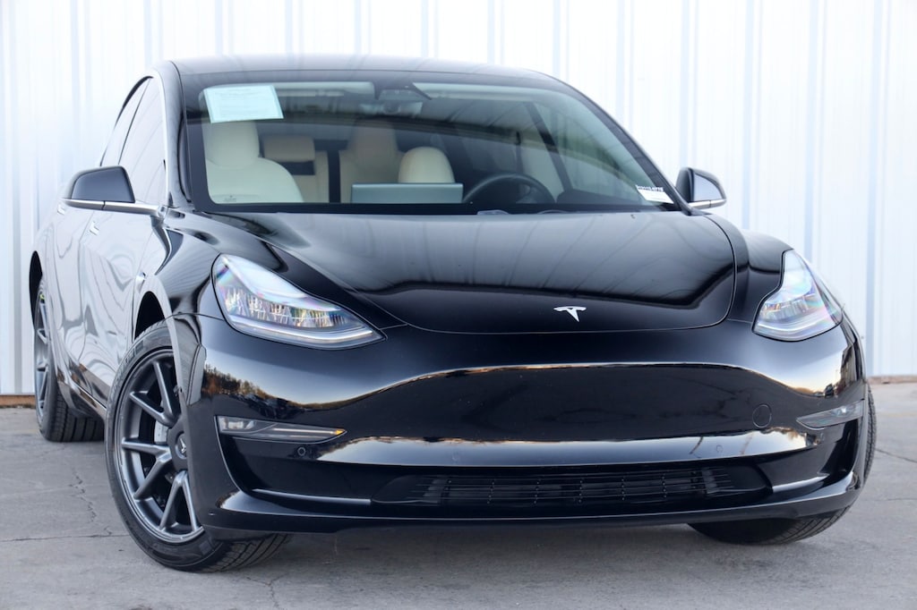 Used 2019 Tesla Model 3 Standard Range Plus Sedan
