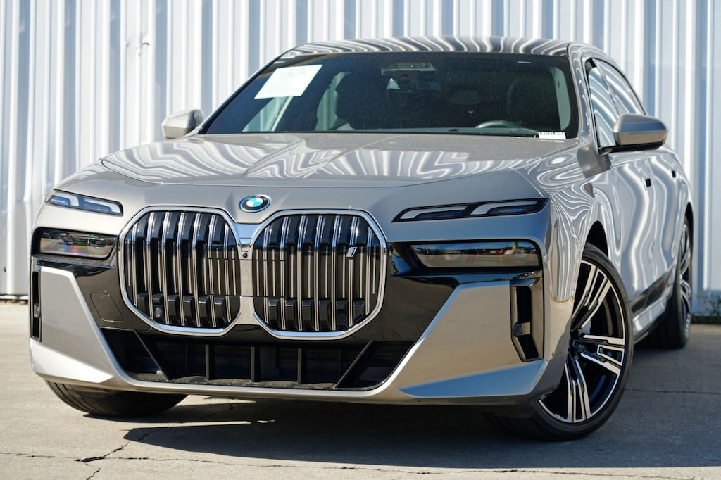 Used 2023 BMW i7 xDrive60 w/ M Sport, Driving & Parking Assist Pack Sedan