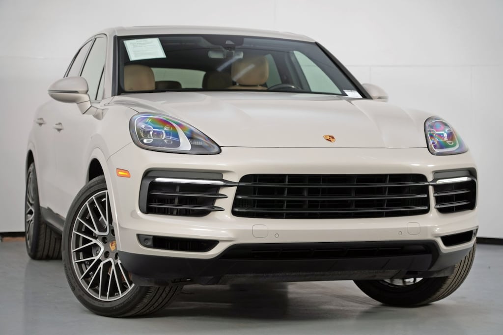 Used 2021 Porsche Cayenne w/ Premium Package SUV