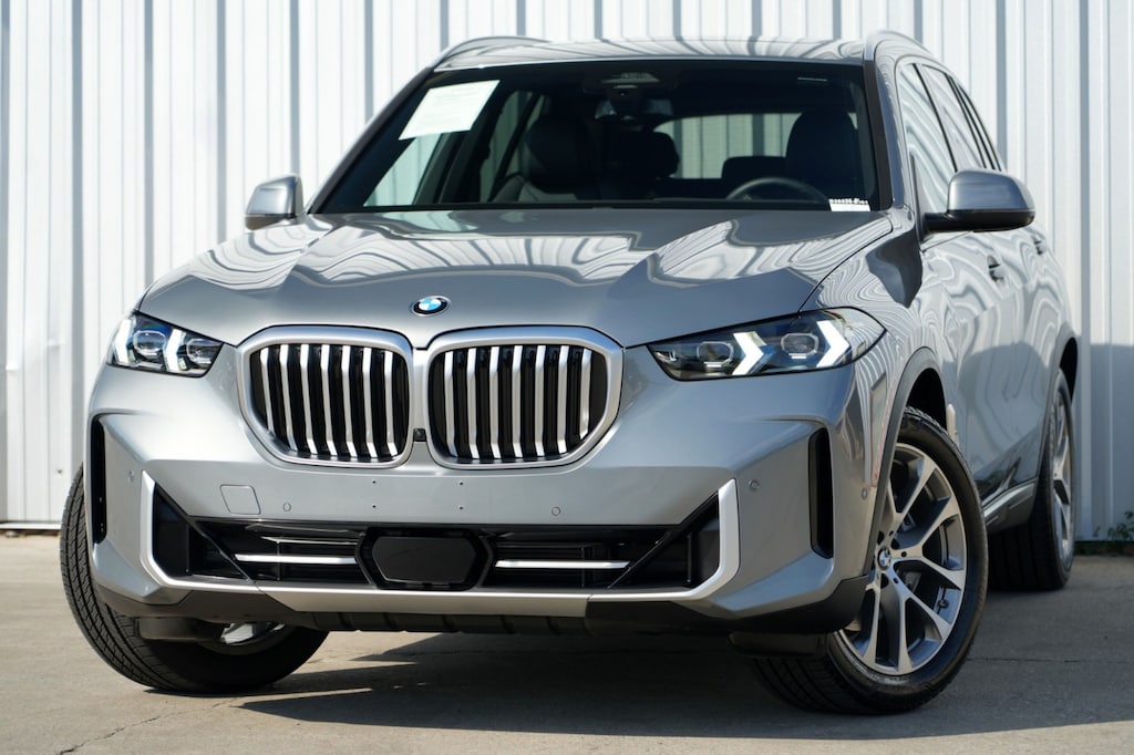 Used 2024 BMW X5 xDrive40i w/ Premium & Parking Assist Packages SUV