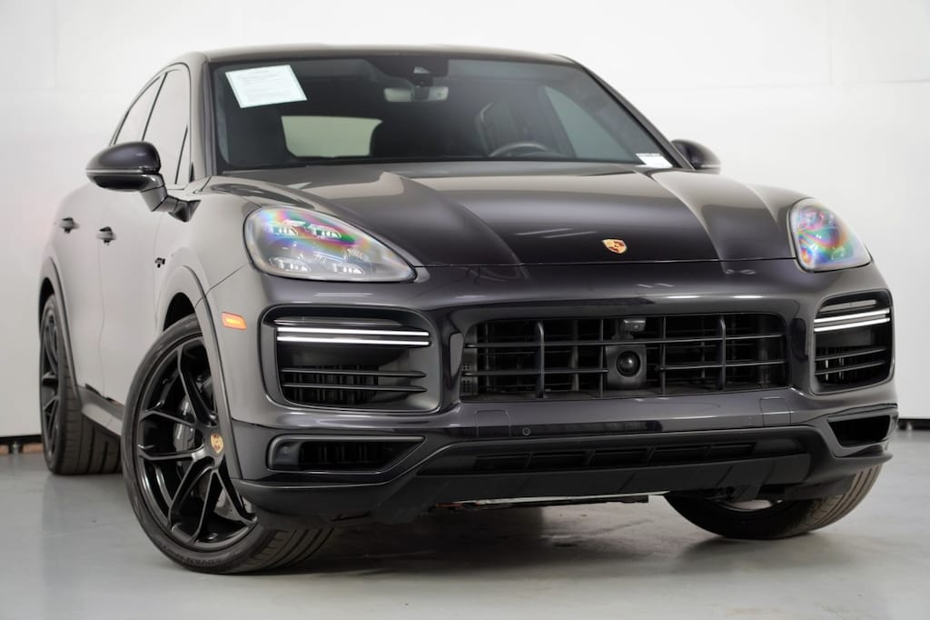 Used 2022 Porsche Cayenne Turbo S E-Hybrid w/ Premium Plus Package SUV