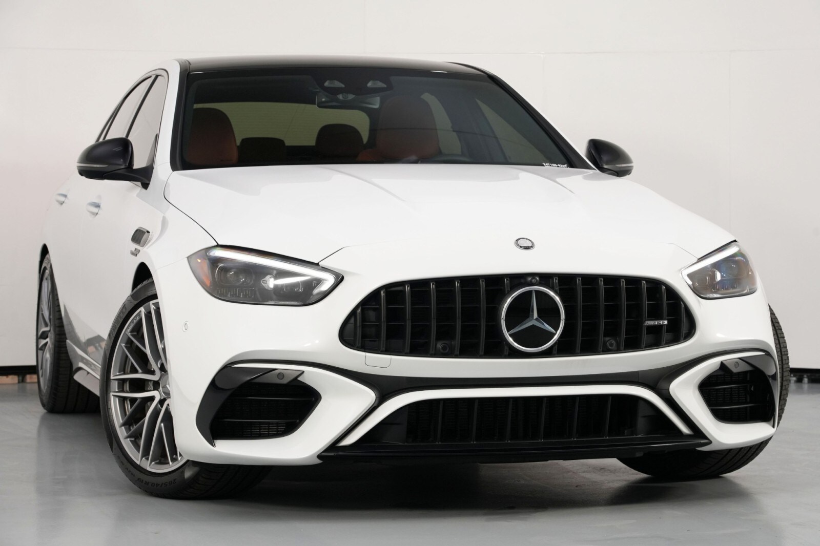 2025 Mercedes Benz C 63 E PERFORMANCE AMG Sedan photo 4