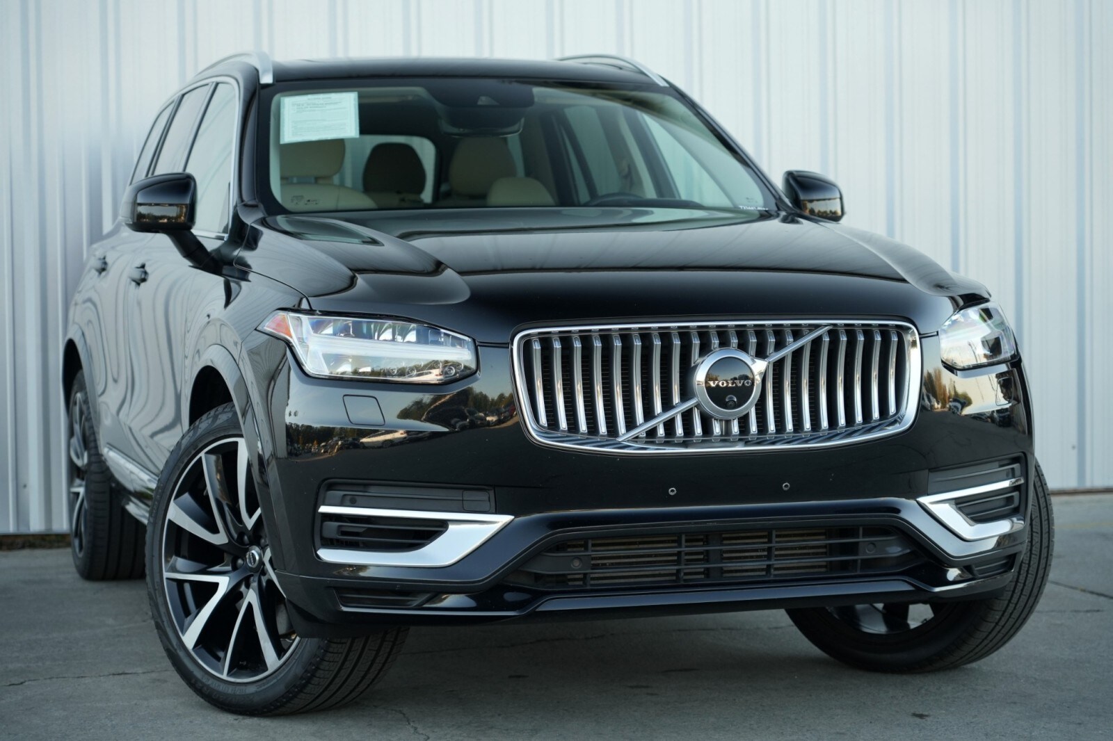 2021 Volvo XC90 Inscription Expression photo 2