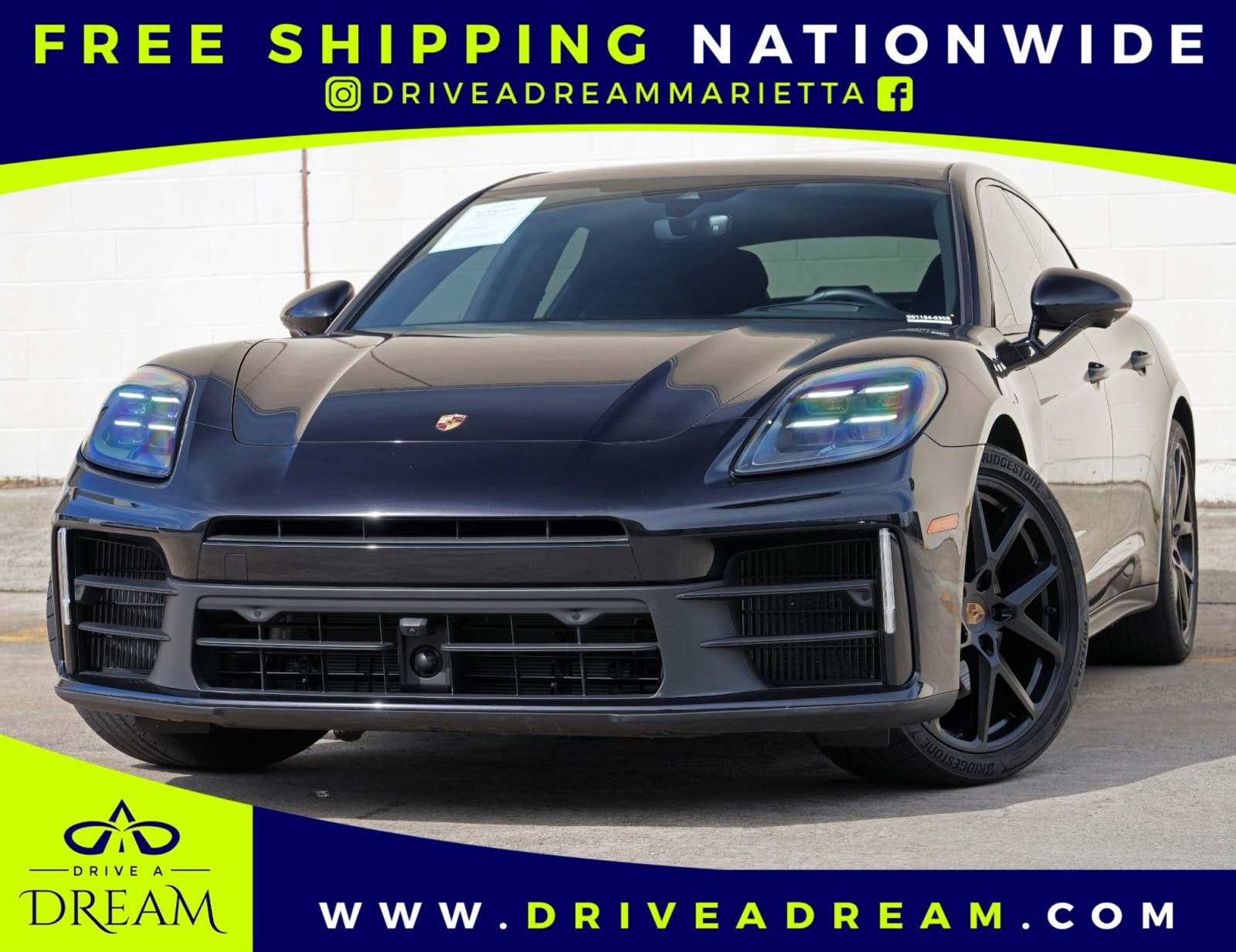 2025 Porsche Panamera 4's photo
