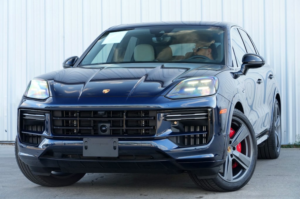 Used 2024 Porsche Cayenne Turbo E-Hybrid w/ Premium & Tech Packages SUV