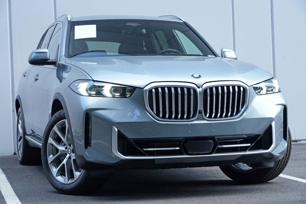 Used 2024 BMW X5 xDrive40i w/ Premium & Parking Assist Packages SUV