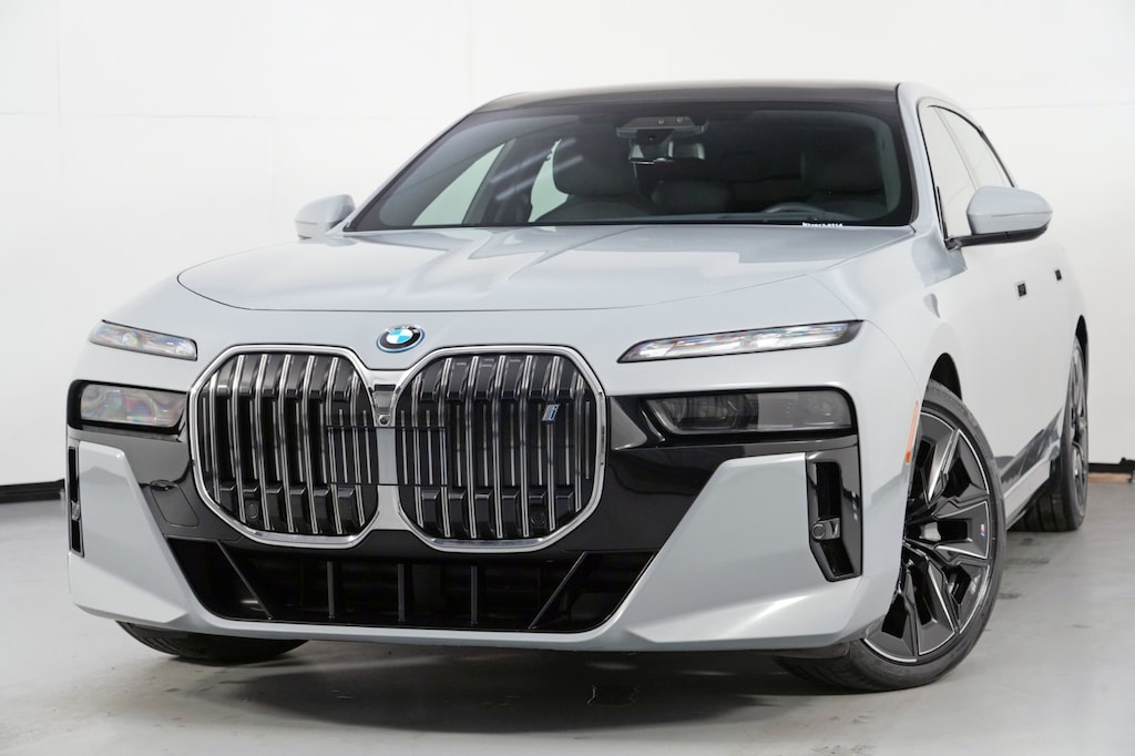 Used 2023 BMW i7 xDrive60 w/ M Sport, Executive & Driving Assist Pa Sedan