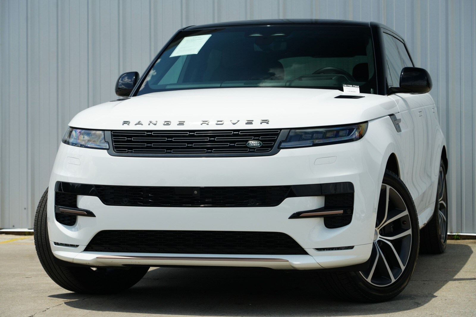 2024 Land Rover Range Rover Sport Autobiography photo 3