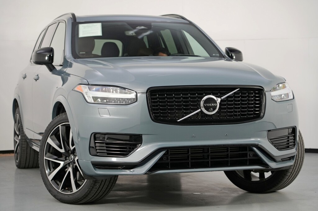Used 2023 Volvo XC90 Recharge Plug-In Hybrid Ultimate Dark Theme SUV