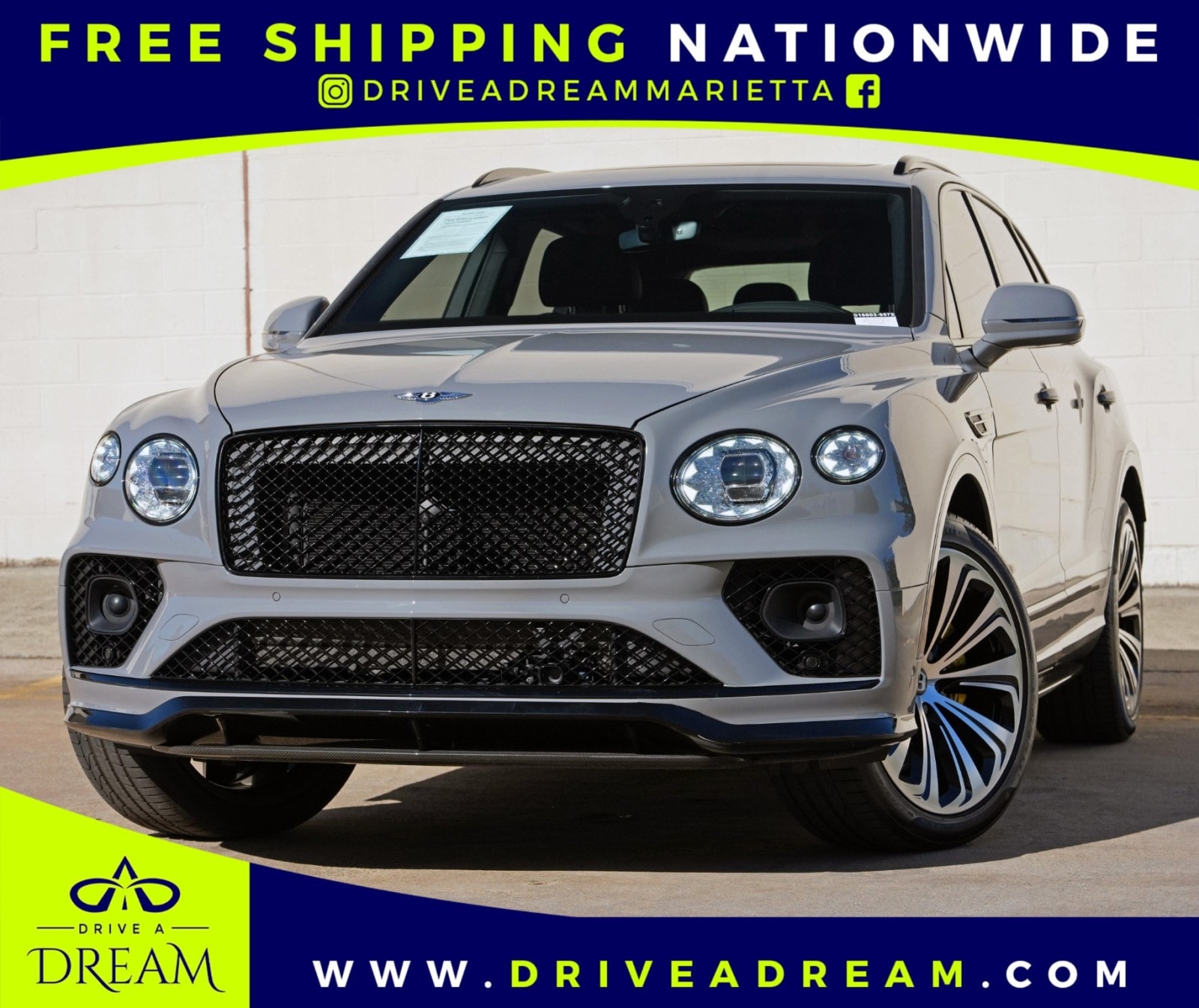 2022 Bentley Bentayga V8's photo