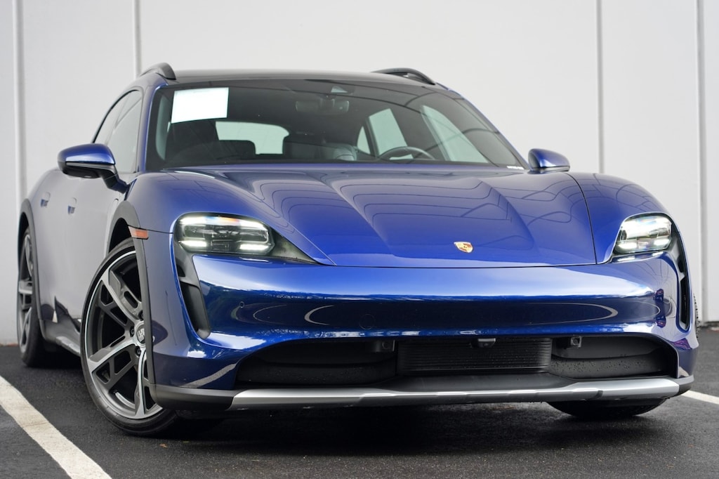 Used 2022 Porsche Taycan 4 w/ Premium Package Wagon