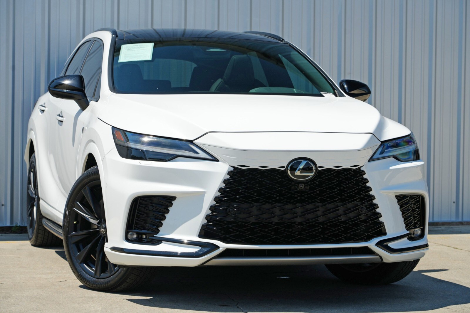2023 Lexus RX 500h F SPORT Performance photo 4