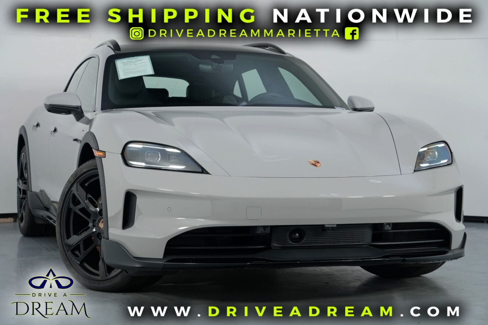 2025 Porsche Taycan 4S photo 2