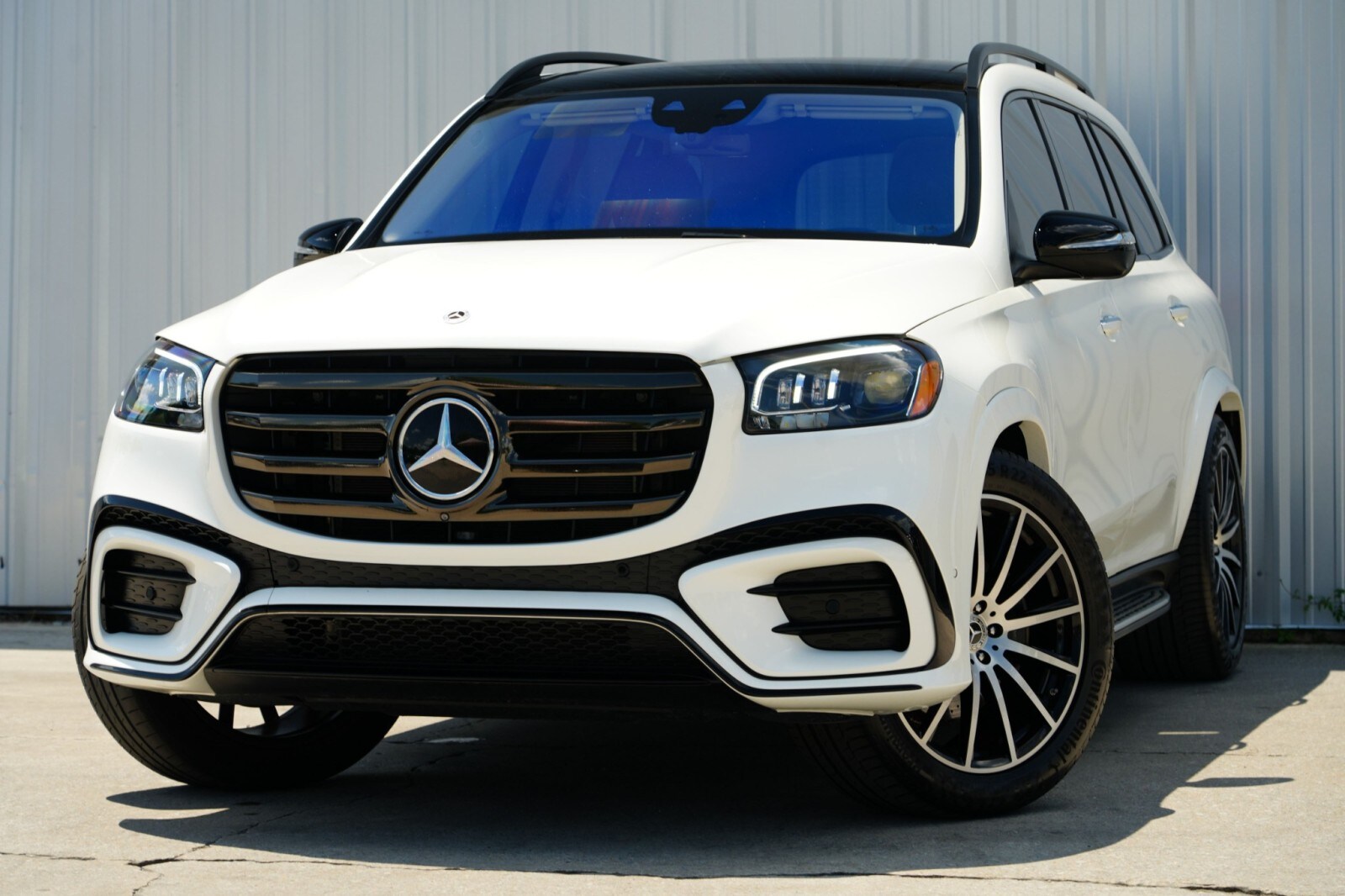 2024 Mercedes Benz GLS 450 AMG photo 2
