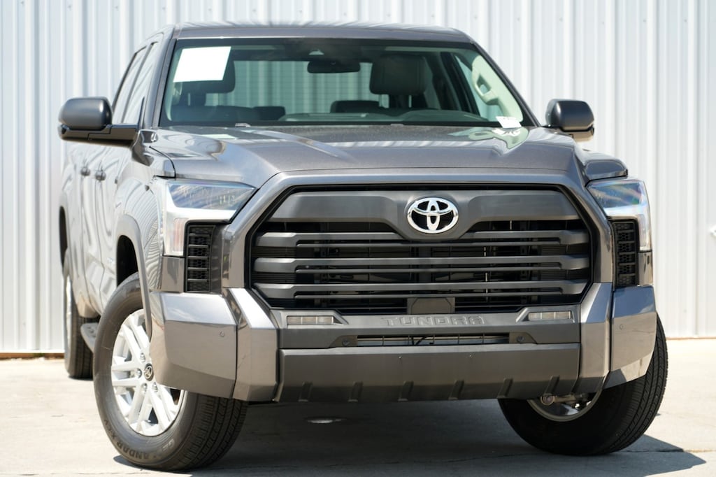 Used 2024 Toyota Tundra 4WD SR5 w/ Premium & Convenience Packages Truck CrewMax
