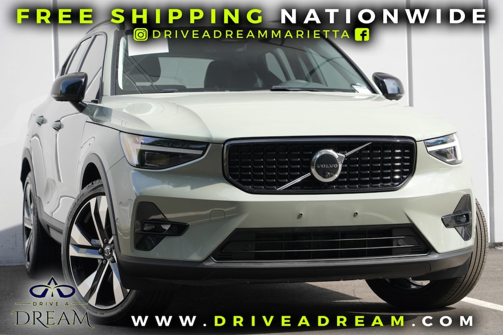 Used 2024 Volvo XC40 Ultimate Dark Theme SUV