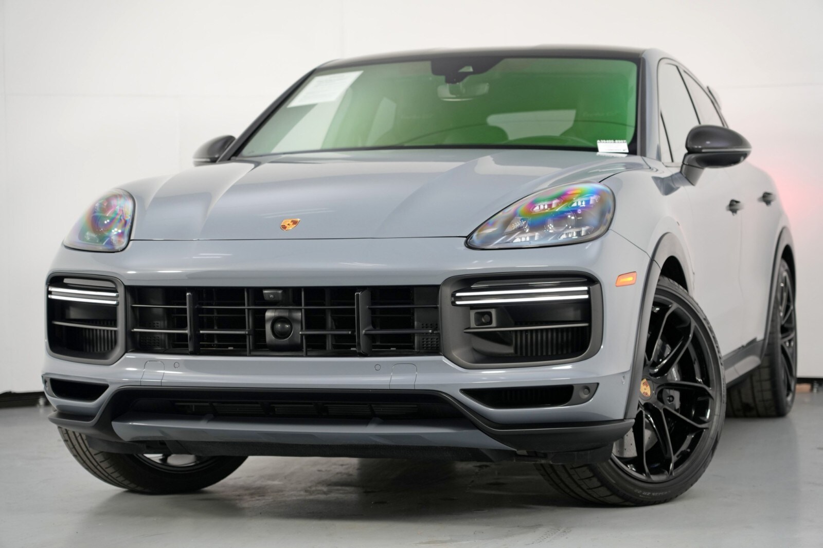 2023 Porsche Cayenne Turbo GT Coupe photo 3